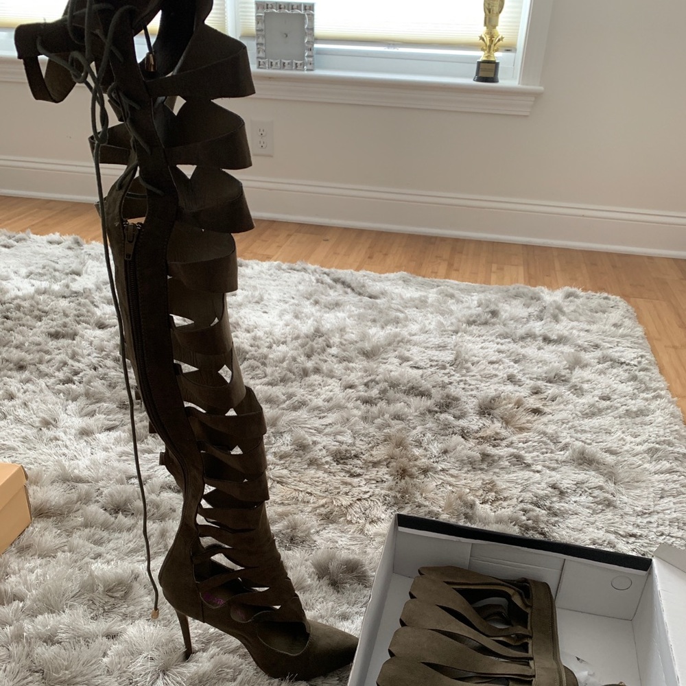 Above the knee heels